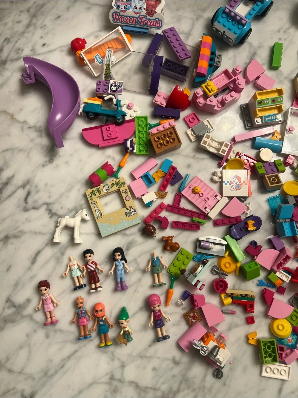 Lego Friends Pink Blue Multicolor Mini-Doll Building Pieces Lot